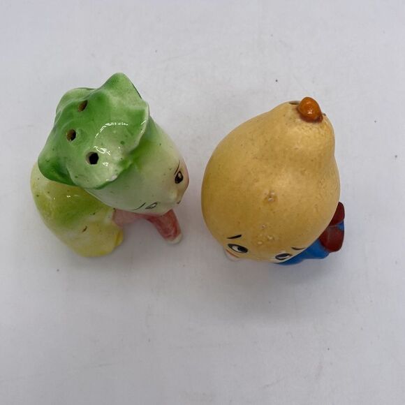 Vintage Japan Anthropomorphic Baby Vegetable Salt and Pepper Shakers - Picture 6 of 7